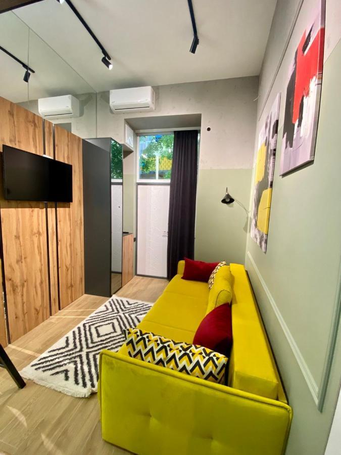 Leogrand Apartments On Filatova 12 リヴィウ エクステリア 写真
